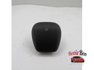 Gebruikte Lichtsensor Kia Xceed 1.0 T-GDi 12V Prijs op aanvraag aangeboden door Rooie Ben autodemontage