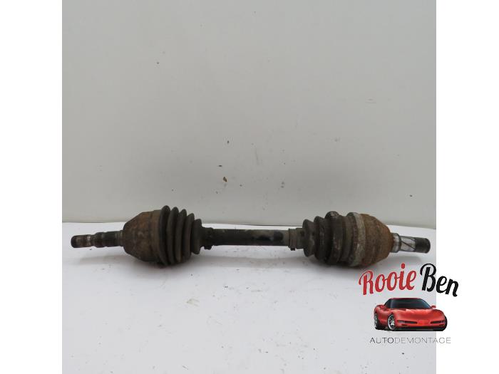 Gebruikte Aandrijfas links-voor Opel Astra H SW (L35) 1.7 CDTi 16V Prijs € 30,00 Margeregeling aangeboden door Rooie Ben autodemontage