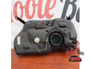 Gebruikte Tank Ford Fiesta 7 1.1 Ti-VCT 12V 85 Prijs € 50,00 Margeregeling aangeboden door Rooie Ben autodemontage