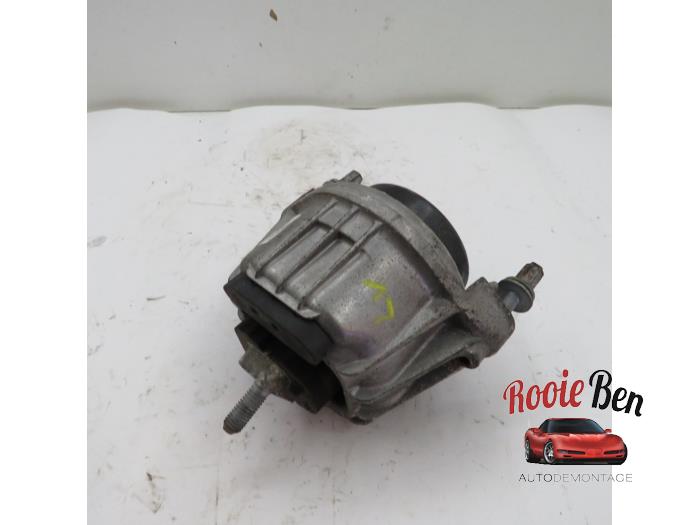 Gebruikte Motorrubber BMW 3 serie (E90) 330i 24V Prijs € 25,00 Margeregeling aangeboden door Rooie Ben autodemontage