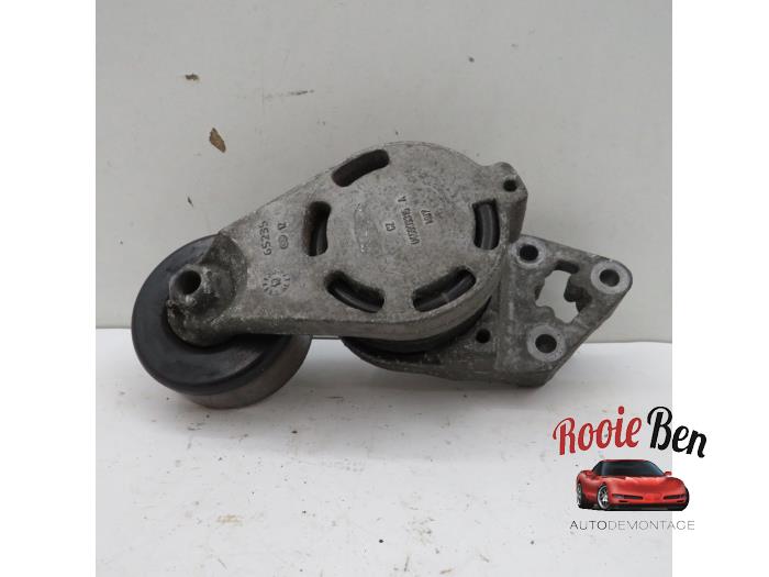 Gebruikte Spanner multiriem Volkswagen Polo IV (9N1/2/3) 1.4 TDI 70 Prijs € 10,00 Margeregeling aangeboden door Rooie Ben autodemontage