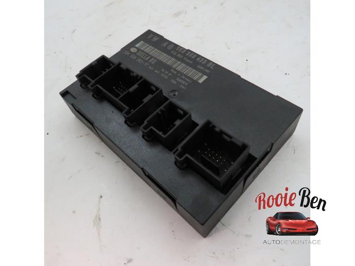 Computer Body Control van een Volkswagen Touran (1T1/T2) 1.9 TDI 105 Euro 3 2004