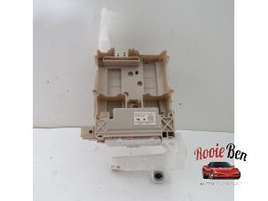 Gebruikte Computer Body Control Peugeot 108 1.0 12V VVT-i Prijs op aanvraag aangeboden door Rooie Ben autodemontage