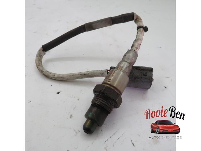 Gebruikte Lambda Sonde Peugeot 108 1.0 12V VVT-i Prijs € 30,00 Margeregeling aangeboden door Rooie Ben autodemontage