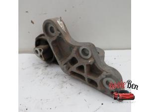 Gebruikte Motorrubber Ford Fiesta 7 1.1 Ti-VCT 12V 85 Prijs € 50,00 Margeregeling aangeboden door Rooie Ben autodemontage