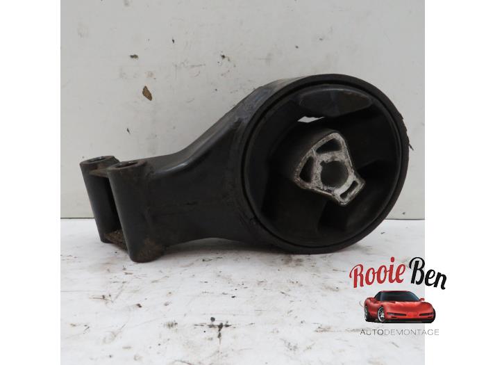 Gebruikte Motorrubber Chevrolet Cruze 1.8 16V VVT Prijs € 25,00 Margeregeling aangeboden door Rooie Ben autodemontage