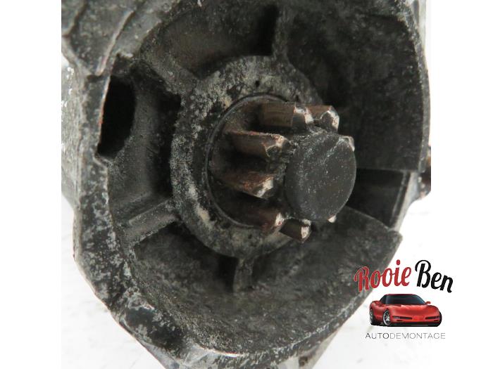 Startmotor van een Audi A4 Avant (B7) 2.0 TDI 16V 2007