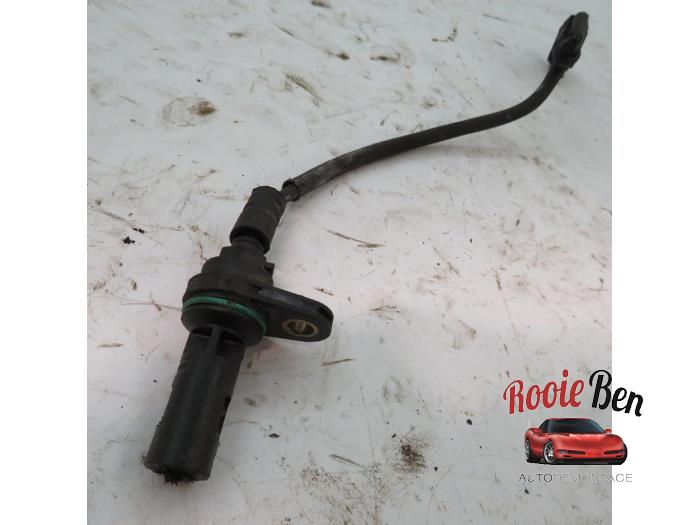 Gebruikte Krukas sensor Kia Carens III (FG) 2.0i CVVT 16V Prijs € 10,00 Margeregeling aangeboden door Rooie Ben autodemontage