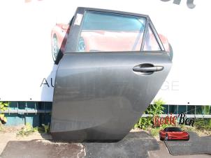 Gebruikte Deur 4Deurs links-achter Mazda 3 Sport (BL14/BLA4/BLB4) 1.6i MZR 16V Prijs € 50,00 Margeregeling aangeboden door Rooie Ben autodemontage