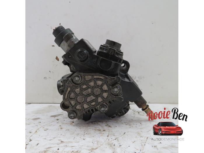 Gebruikte Dieselpomp Landrover Range Rover Evoque (LVJ/LVS) 2.2 eD4 16V 5-drs. Prijs € 200,00 Margeregeling aangeboden door Rooie Ben autodemontage