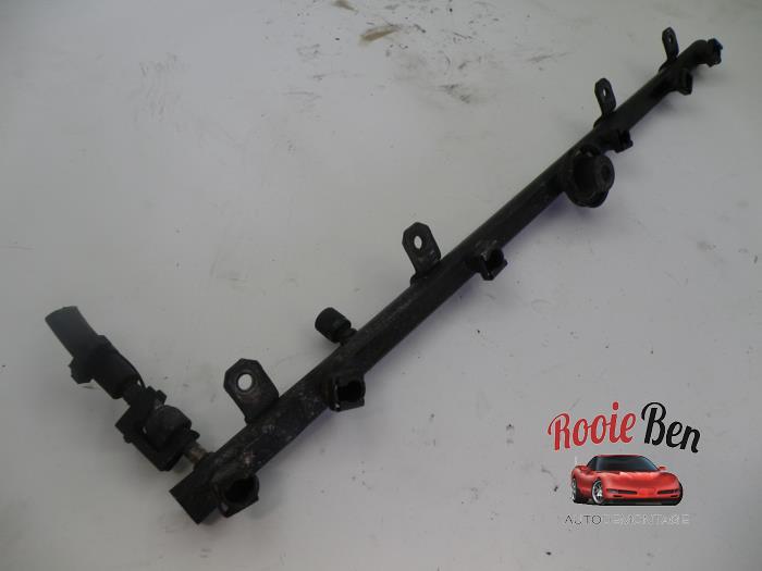 Gebruikte Galerij (Injectie) Jeep Cherokee (XJ) 4.0 i Prijs op aanvraag aangeboden door Rooie Ben autodemontage