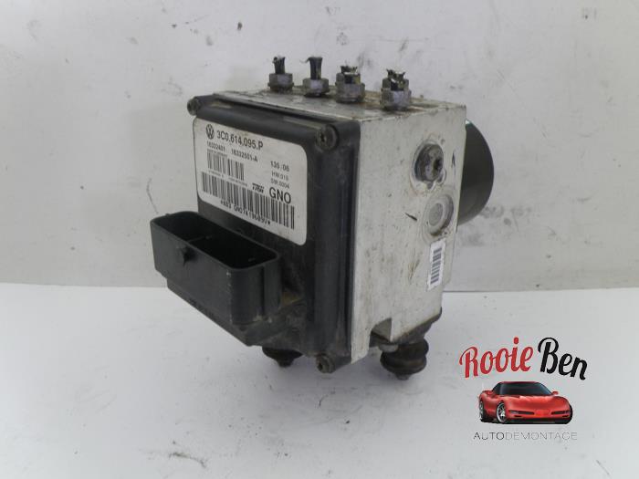 Gebruikte ABS Pomp Volkswagen Passat Variant (3C5) 2.0 TDI 140 Prijs € 50,00 Margeregeling aangeboden door Rooie Ben autodemontage