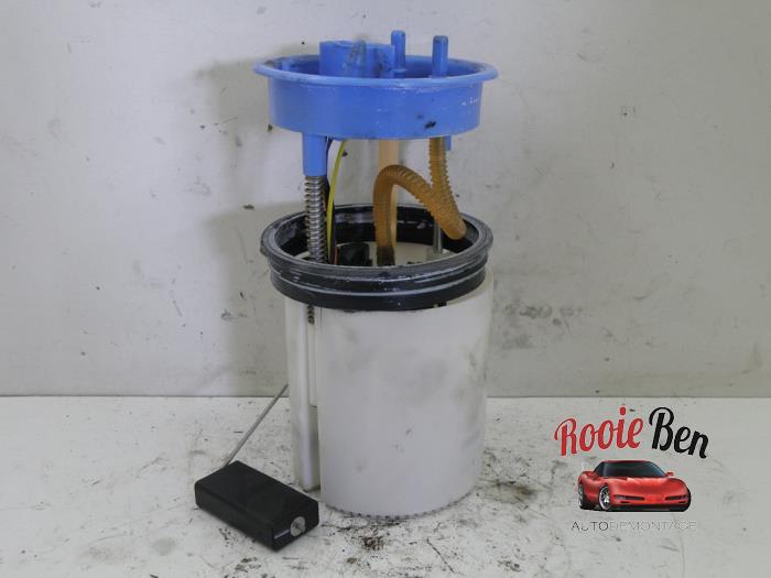 Gebruikte Tank element Pomp Volkswagen Polo V (6R) 1.2 TSI Prijs € 50,00 Margeregeling aangeboden door Rooie Ben autodemontage