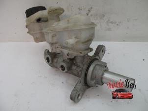 Gebruikte Hoofdremcilinder Ford Ranger 3.2 TDCI 20V 4x4 Prijs op aanvraag aangeboden door Rooie Ben autodemontage