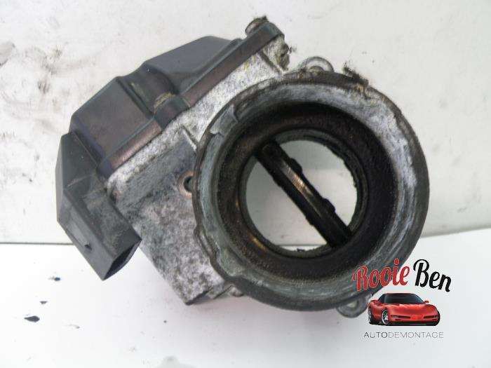 Gebruikte Gasklephuis Volkswagen Touran (1T1/T2) 1.9 TDI 105 Euro 3 Prijs € 25,00 Margeregeling aangeboden door Rooie Ben autodemontage
