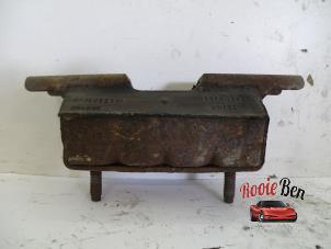 Gebruikte Versnellingsbak Steun Chevrolet Avalanche 5.3 1500 V8 4WD Prijs op aanvraag aangeboden door Rooie Ben autodemontage