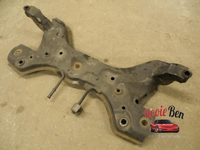 Subframe van een Volkswagen Up! (121) 1.0 12V 75 2012