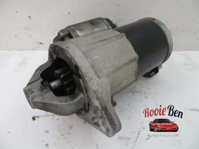 Gebruikte Startmotor Mitsubishi Space Star (A0) 1.0 12V Prijs € 25,00 Margeregeling aangeboden door Rooie Ben autodemontage
