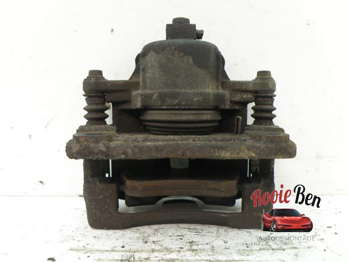 Remklauw (Tang) rechts-voor van een Chrysler PT Cruiser 2.0 16V 2001