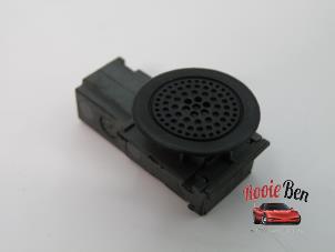 Gebruikte Microfoon Mercedes GLC Coupe (C253) 2.0 300 e 16V 4-Matic Prijs op aanvraag aangeboden door Rooie Ben autodemontage