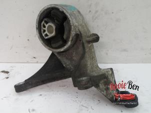 Gebruikte Motorrubber Chevrolet Equinox 3.4 V6 4x4 Prijs € 25,00 Margeregeling aangeboden door Rooie Ben autodemontage