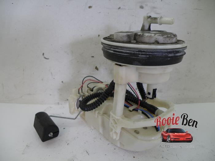 Gebruikte Tank element Pomp Honda Civic (EP/EU) 1.7 16V Prijs € 50,00 Margeregeling aangeboden door Rooie Ben autodemontage