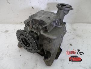 Gebruikte Oliepomp BMW 5 serie (F10) 550i V8 32V TwinPower Turbo Prijs op aanvraag aangeboden door Rooie Ben autodemontage