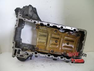 Gebruikte Carterpan BMW 5 serie (F10) 550i V8 32V TwinPower Turbo Prijs € 25,00 Margeregeling aangeboden door Rooie Ben autodemontage