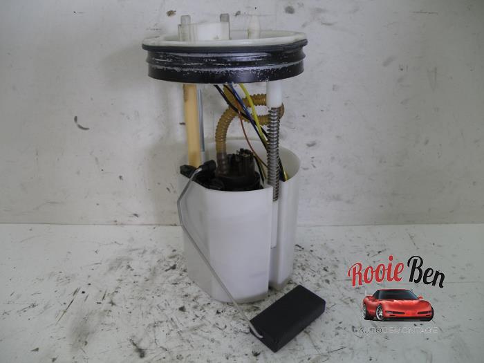Gebruikte Tank element Pomp Volkswagen Polo V (6R) 1.2 12V Prijs € 50,00 Margeregeling aangeboden door Rooie Ben autodemontage