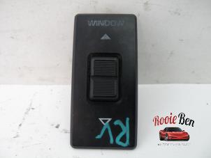 Gebruikte Elektrisch Raam Schakelaar Chevrolet Astro Standard Passenger Van 4.3 4BBL. Prijs € 10,00 Margeregeling aangeboden door Rooie Ben autodemontage