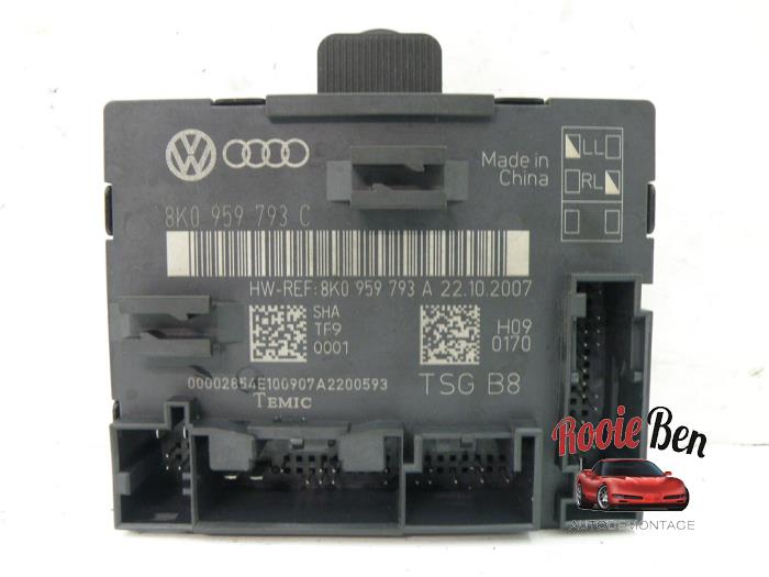 Gebruikte Deur module Audi A4 (B8) 2.0 TDI 16V Prijs € 25,00 Margeregeling aangeboden door Rooie Ben autodemontage