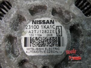 Dynamo van een Nissan Qashqai (J10) 1.6 16V 2012