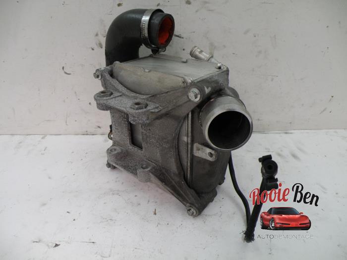 Gebruikte Intercooler Ford Focus 3 Wagon 1.6 TDCi ECOnetic Prijs € 50,00 Margeregeling aangeboden door Rooie Ben autodemontage