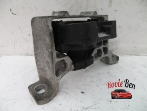 Gebruikte Motorsteun Ford Focus 3 Wagon 1.6 TDCi ECOnetic Prijs op aanvraag aangeboden door Rooie Ben autodemontage