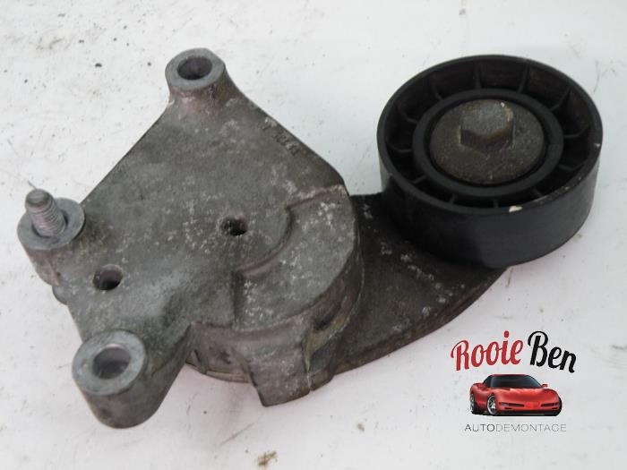 Gebruikte Spanner multiriem Ford Focus 3 Wagon 1.6 TDCi ECOnetic Prijs € 10,00 Margeregeling aangeboden door Rooie Ben autodemontage