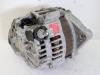 Dynamo van een Nissan Almera Tino (V10M) 1.8 16V 2004