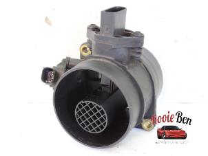 Gebruikte Luchtmassameter Mercedes S (W220) 3.2 S-320 CDI Prijs op aanvraag aangeboden door Rooie Ben autodemontage