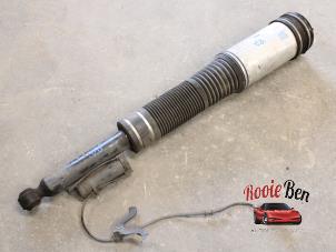 Gebruikte Achterpoot rechts Mercedes S (W220) 3.2 S-320 CDI Prijs op aanvraag aangeboden door Rooie Ben autodemontage