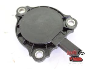 Gebruikte Sensor Nokkenas Mercedes E (W213) E-200 2.0 Turbo 16V Prijs op aanvraag aangeboden door Rooie Ben autodemontage