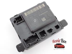 Gebruikte Deur module Mercedes Sprinter 5t (906.15/906.25) 519 CDI, BlueTEC V6 24V Prijs € 50,00 Margeregeling aangeboden door Rooie Ben autodemontage