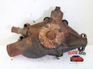 Gebruikte Waterpomp Chevrolet Corvette (C3) 5.7 4BBL. Prijs op aanvraag aangeboden door Rooie Ben autodemontage