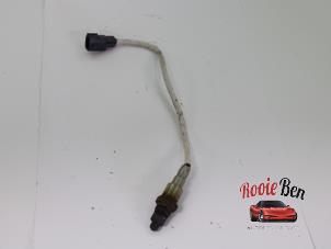 Gebruikte Lambda Sonde Peugeot 108 1.0 12V VVT-i Prijs € 30,00 Margeregeling aangeboden door Rooie Ben autodemontage