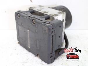 Gebruikte ABS Pomp Chrysler Sebring (JR) 2.0 16V Prijs € 60,00 Margeregeling aangeboden door Rooie Ben autodemontage