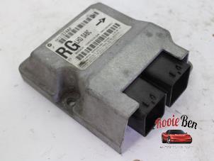 Gebruikte Airbag Module Chrysler Voyager/Grand Voyager (RG/RS) 2.5 CRD 16V Prijs € 25,00 Margeregeling aangeboden door Rooie Ben autodemontage