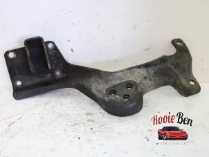 Gebruikte Motorsteun Dodge Ram 3500 Standard Cab (DR/DH/D1/DC/DM) 5.7 V8 Hemi 1500 4x4 Prijs op aanvraag aangeboden door Rooie Ben autodemontage