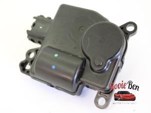 Gebruikte Kachelklep Motor Dodge 1500 Crew Cab (DS) 5.7 Hemi V8 Prijs € 50,00 Margeregeling aangeboden door Rooie Ben autodemontage