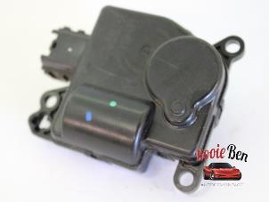 Gebruikte Kachelklep Motor Dodge 1500 Crew Cab (DS) 5.7 Hemi V8 Prijs € 50,00 Margeregeling aangeboden door Rooie Ben autodemontage