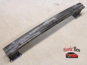 Gebruikte Bumperbalk voor Peugeot 207/207+ (WA/WC/WM) 1.4 16V Prijs € 25,00 Margeregeling aangeboden door Rooie Ben autodemontage