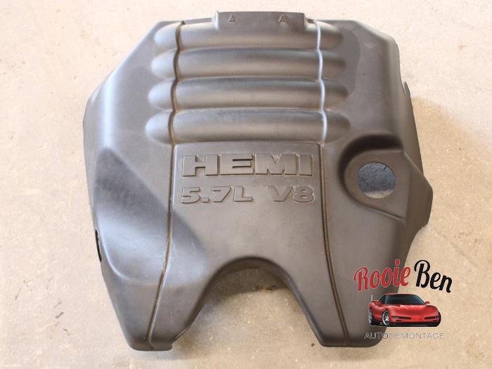 Gebruikte Afdekplaat motor Dodge Ram 1500 Crew Cab (DS/DJ/D2) 5.7 V8 Hemi 1500 4x2 Prijs € 50,00 Margeregeling aangeboden door Rooie Ben autodemontage