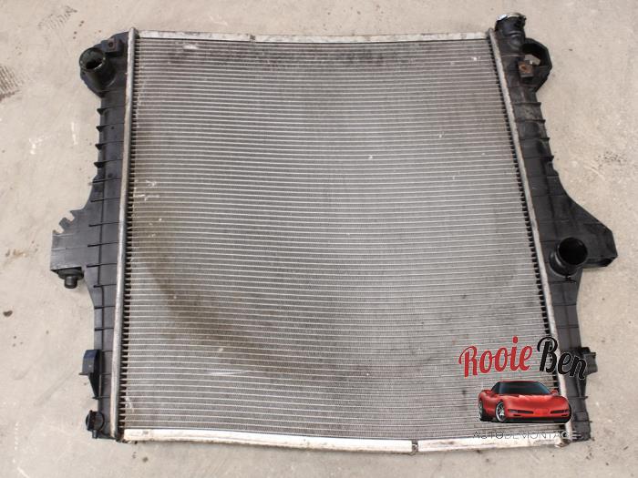 Gebruikte Radiateur Dodge Ram 2500 (DR/DH/D1/DC/DM) 5.9 TDi V6 4x4 Prijs € 100,00 Margeregeling aangeboden door Rooie Ben autodemontage
